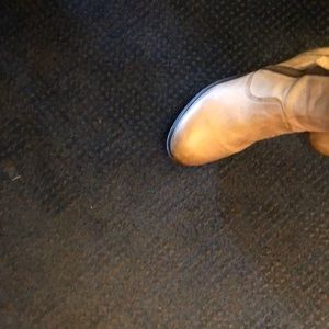 Meet your Posher, Leanne